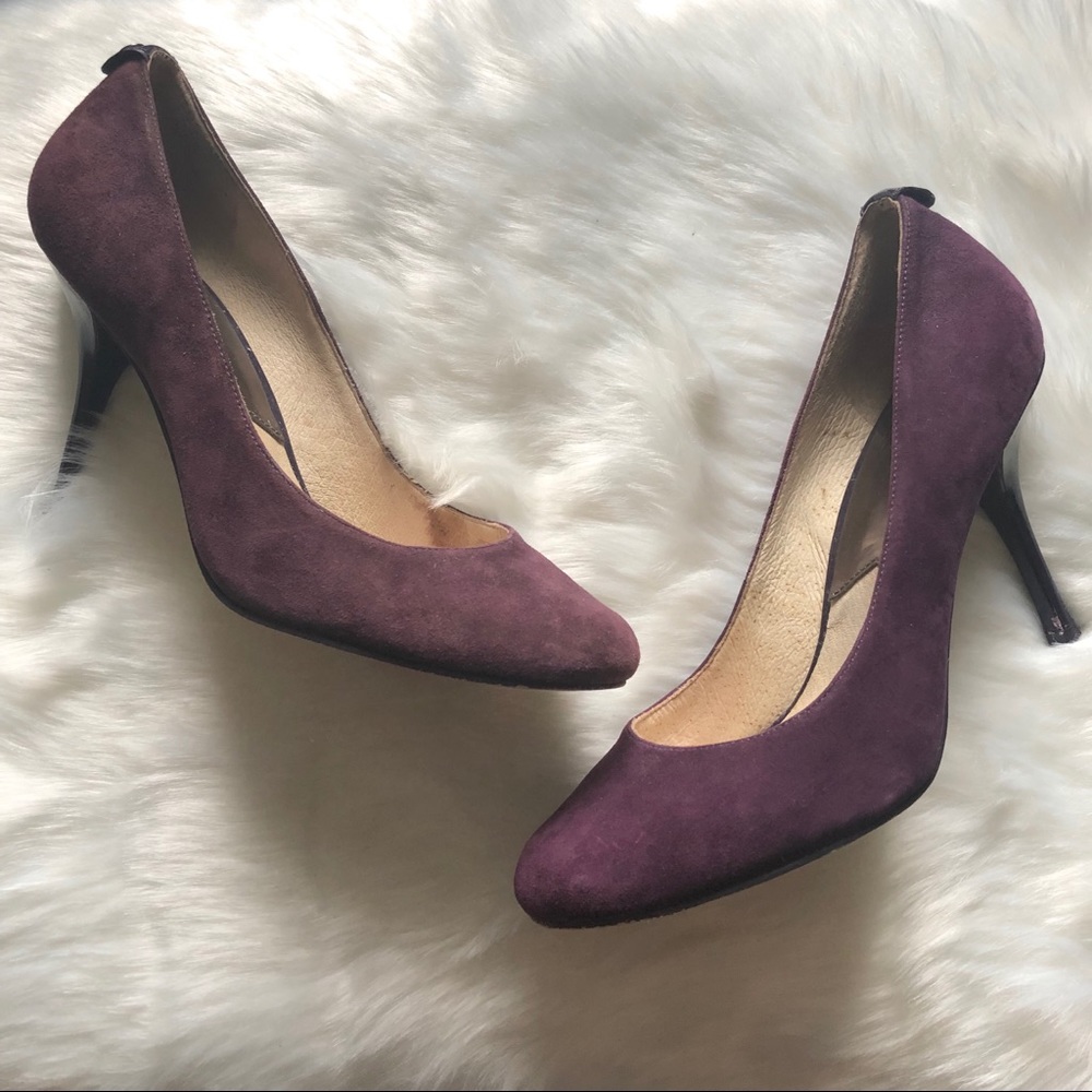 MICHAEL MICHAEL KORS Purple Suede Pumps